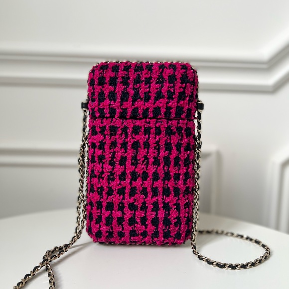 —SOLD—CHANEL SLG CASE - Picture 5 of 5